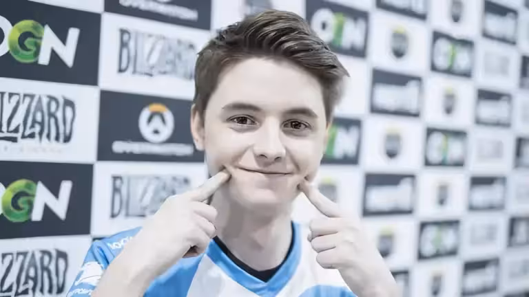 Mendokusaii -Devenir joueur pro eSport