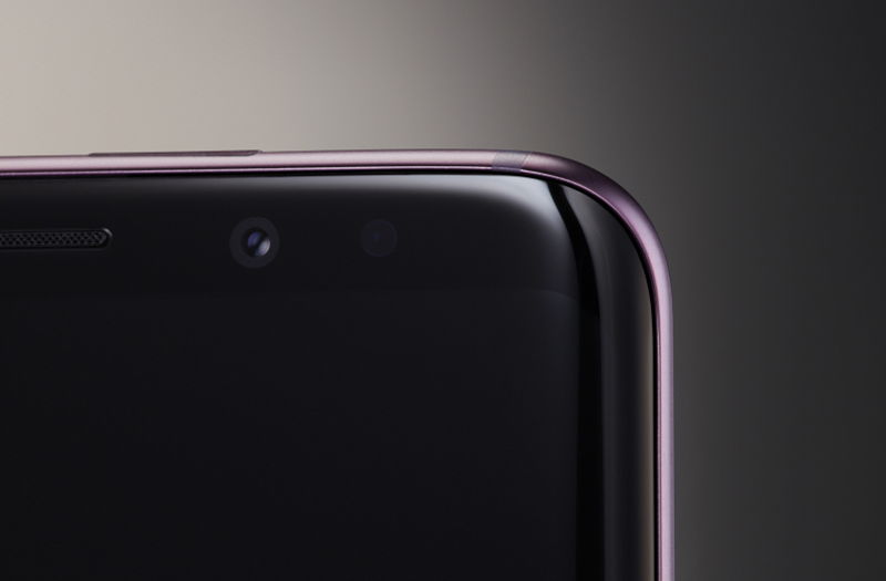 meilleurs smartphones Android 2018 - Samsung Galaxy S9 Plus - gros plan face