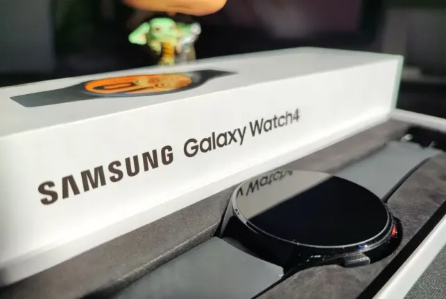 Quelle Galaxy Watch 4 choisir ? Quelle taille ? Classic ou normal ?