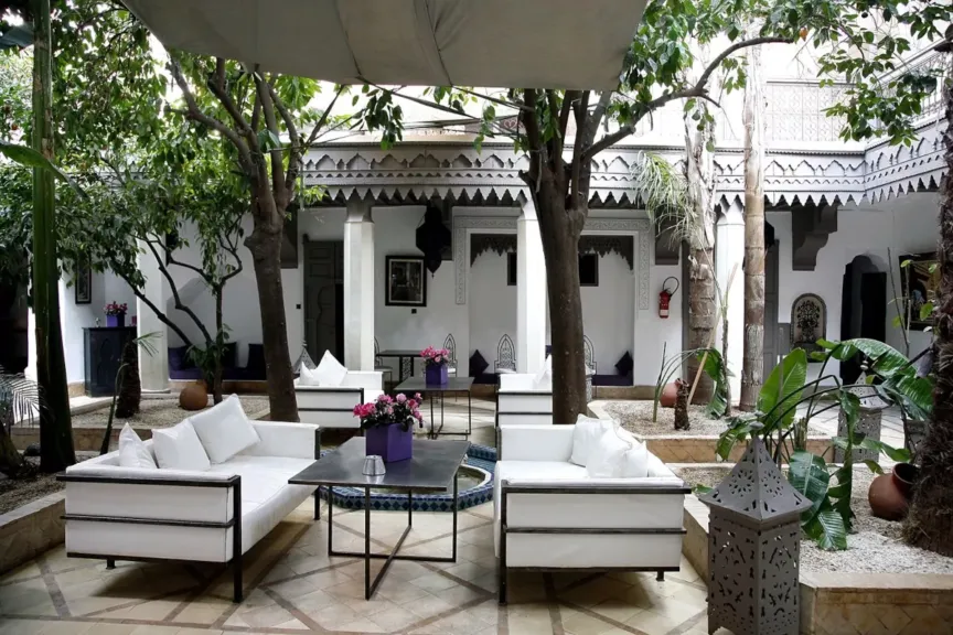 Riad Les Jardins d'Henia grand patio