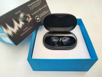 boitier de charge et boite - Anker Soundcore Space A40