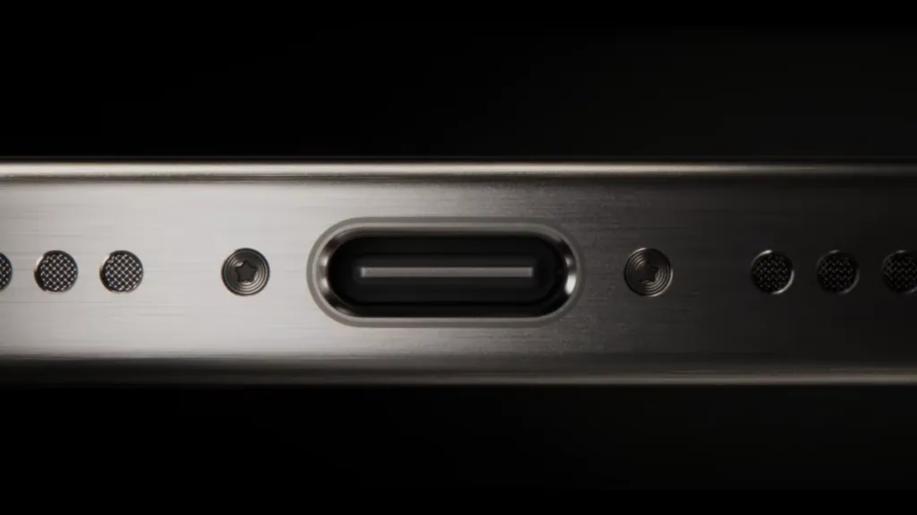 iPhone 15 Pro et 15 Pro Max - connecteur USB-C