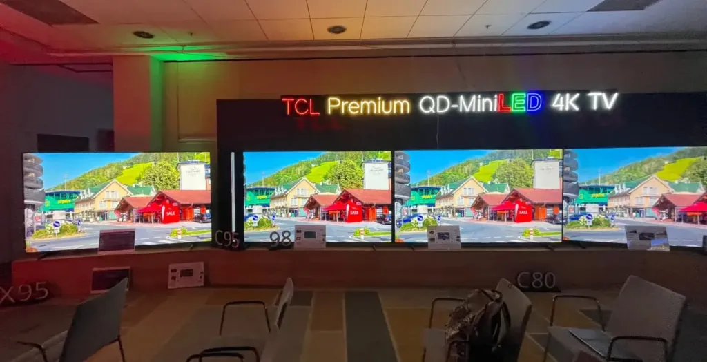 Premier retour TCL X955