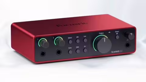 Focusrite Scarlett 2i2 4e génération