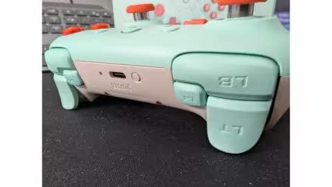 8BitDo Ultimate 2C 11